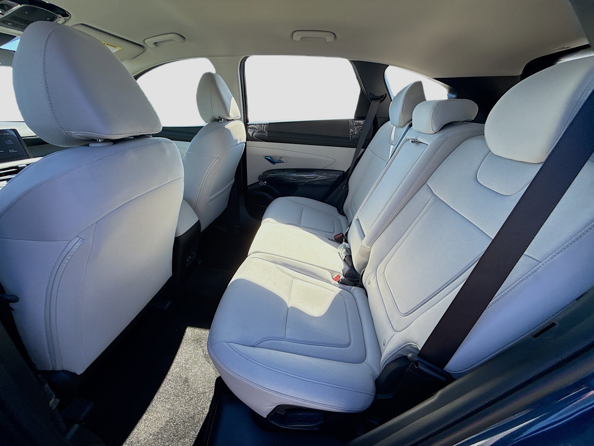 New 2026 Hyundai Tucson SE image 17