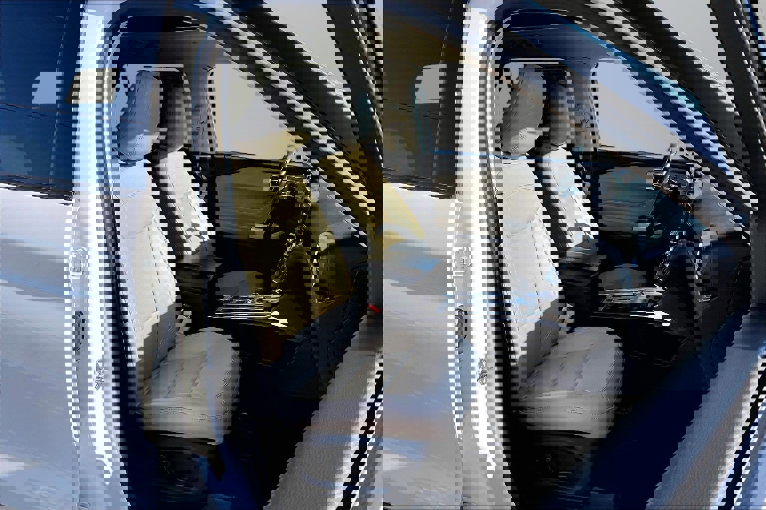 Used 2021 Ford Explorer Limited image 7