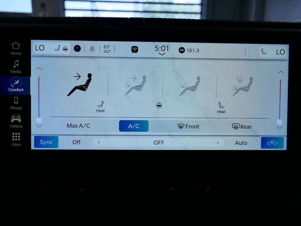 Certified 2024 Jeep Gladiator Sport w/ Premium Package image 42