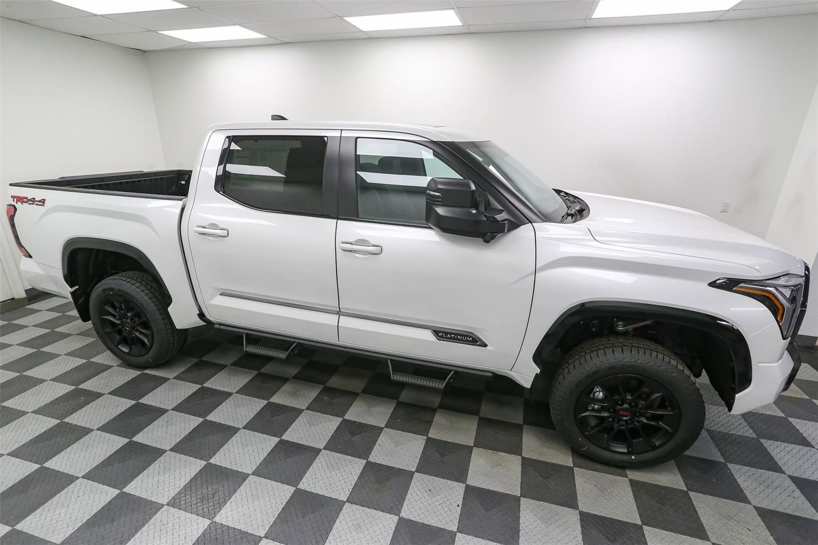 New 2026 Toyota Tundra Platinum image 5