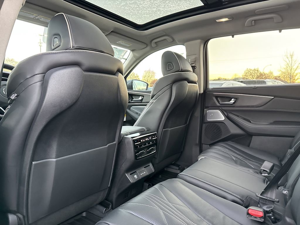 New 2026 Acura MDX w/ Advance Package image 13
