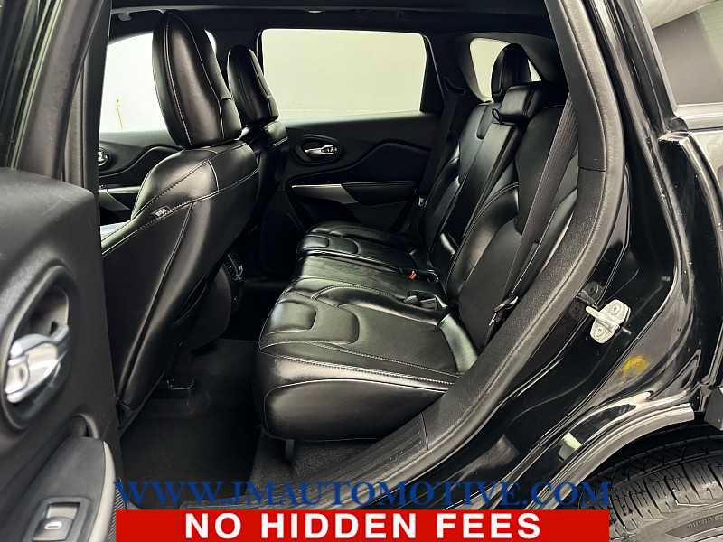 Used 2021 Jeep Cherokee Latitude Lux 80th Anniv w/ Quick Order Package 26U 80TH FWD image 15