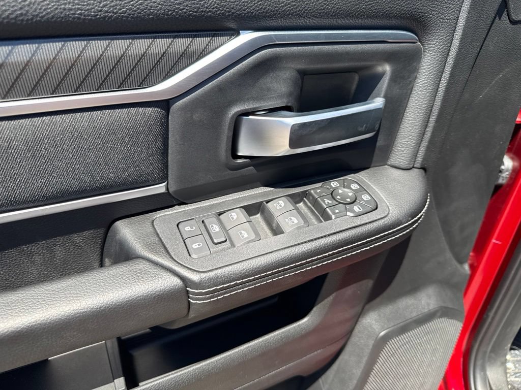 New 2026 RAM 2500 Big Horn AWD/4WD image 18