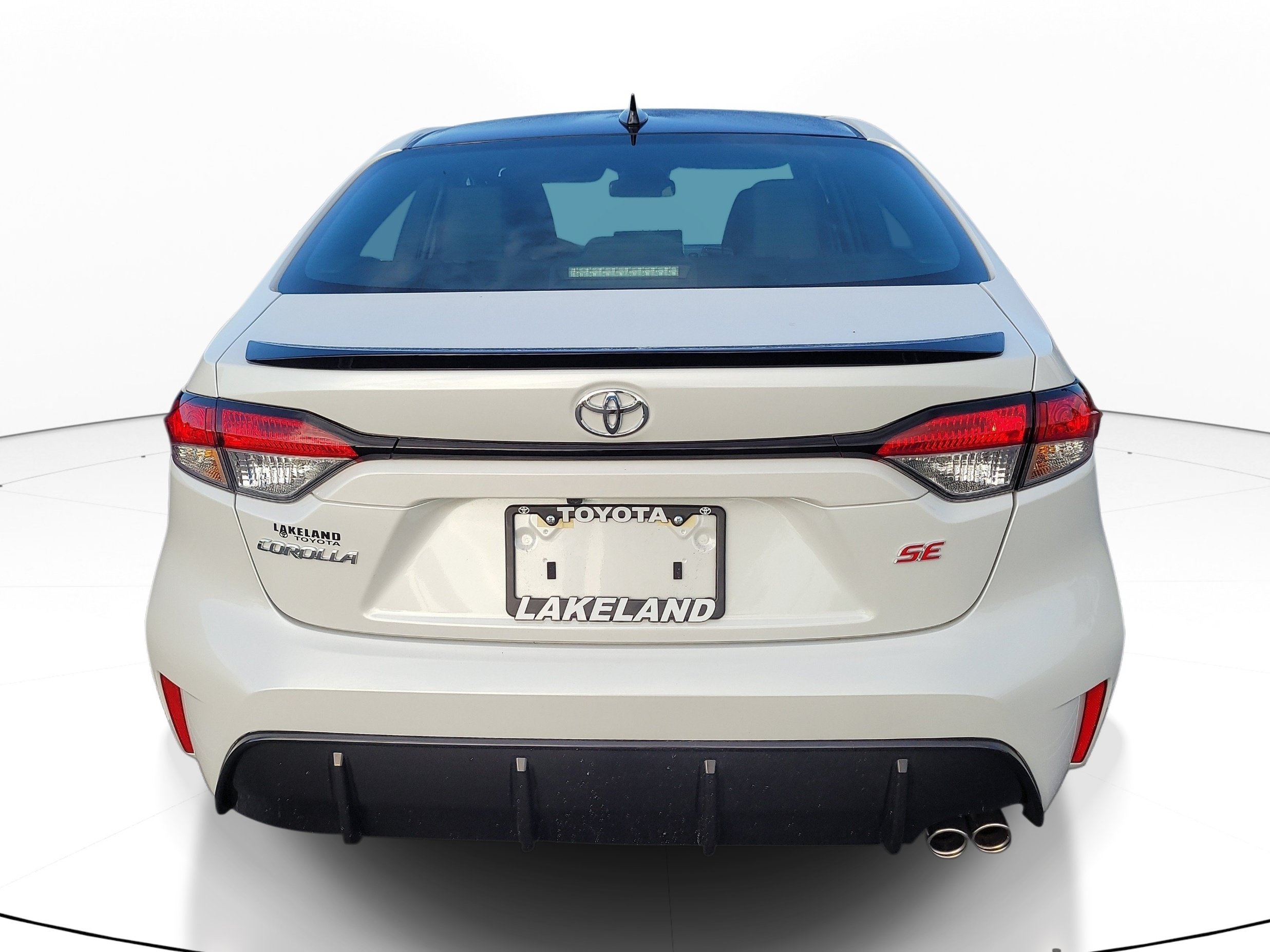 Used 2026 Toyota Corolla SE w/ SE Package FWD image 6