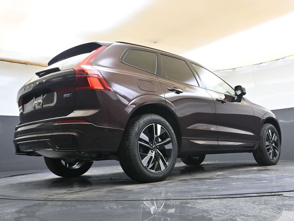 New 2026 Volvo XC60 B5 Plus w/ Protection Package Premier image 42