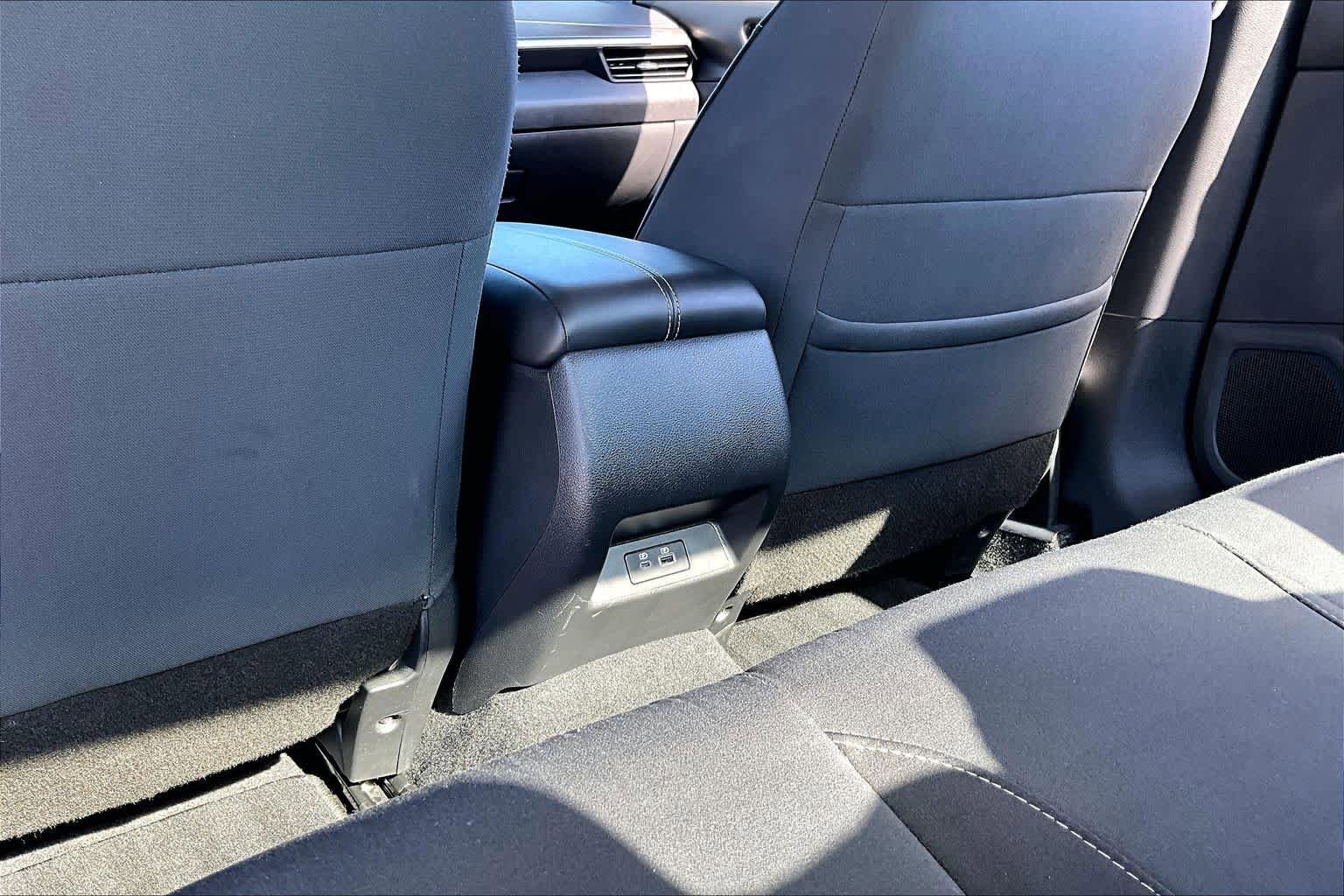 Used 2025 Nissan Altima 2.5 SV FWD image 34