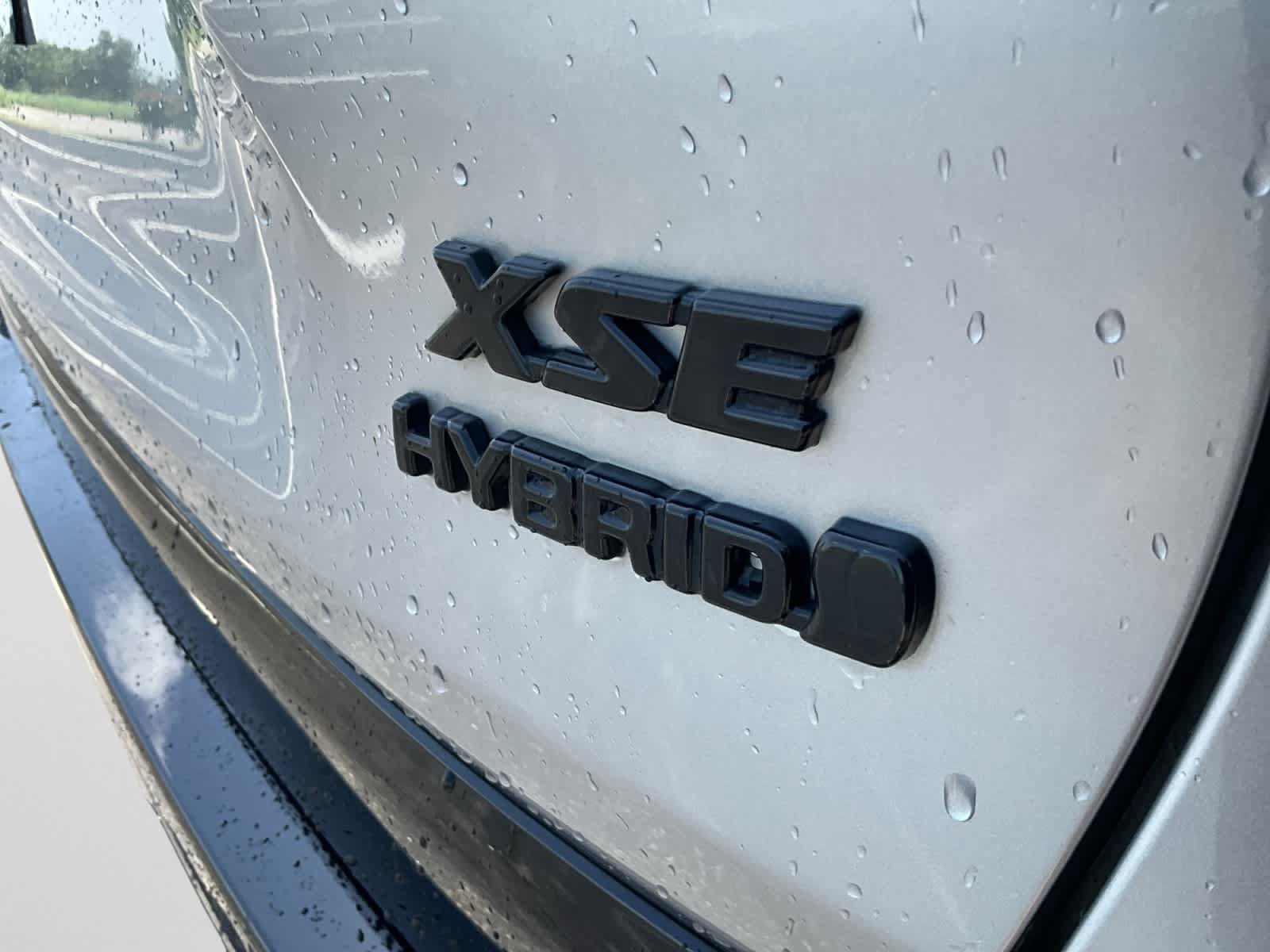 Used 2020 Toyota RAV4 XSE w/ XSE Grade Weather Package AWD/4WD image 18
