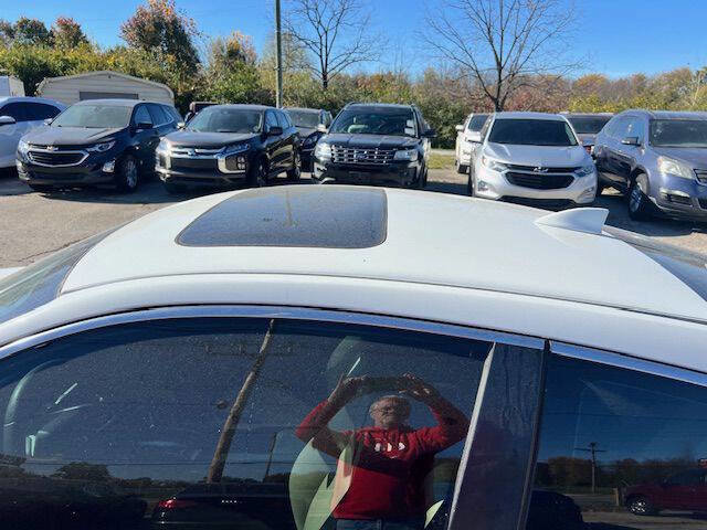 Used 2017 Honda Civic EX-T image 9