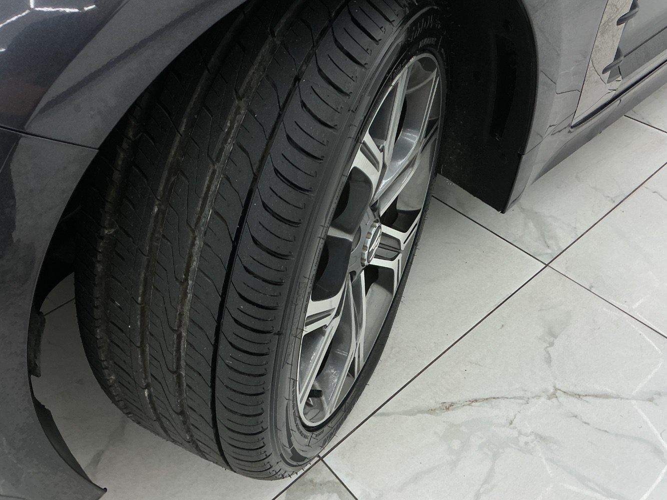 Used 2019 Kia Stinger Premium AWD/4WD image 45