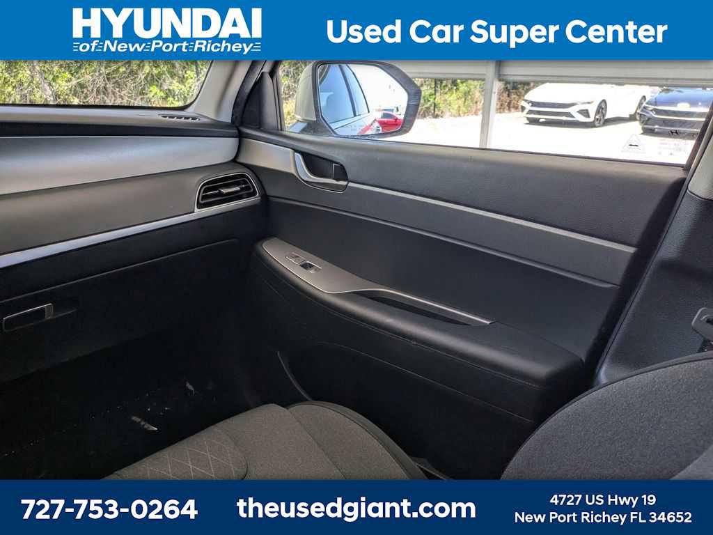 Used 2021 Hyundai Palisade SEL FWD image 21