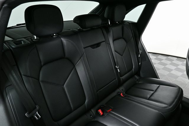 New 2025 Porsche Macan image 26
