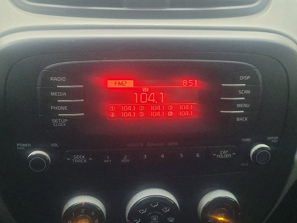 Used 2016 Kia Soul image 25