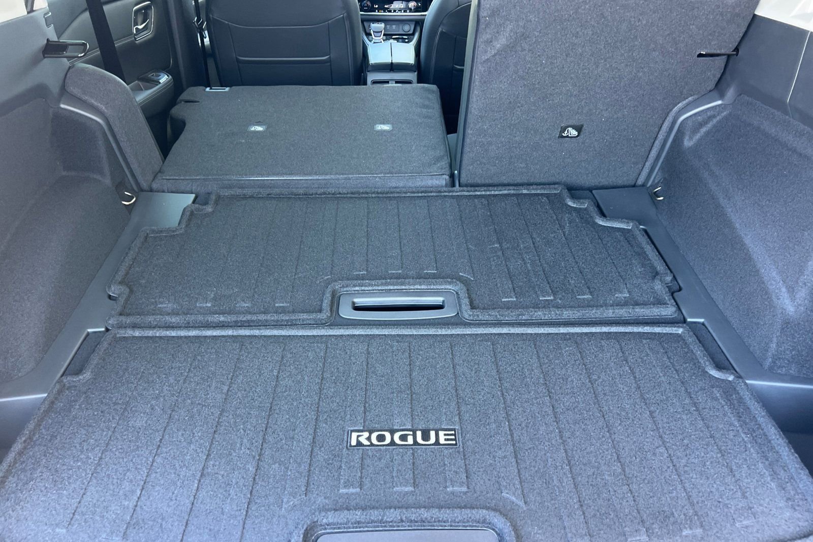 New 2026 Nissan Rogue Platinum AWD/4WD image 12
