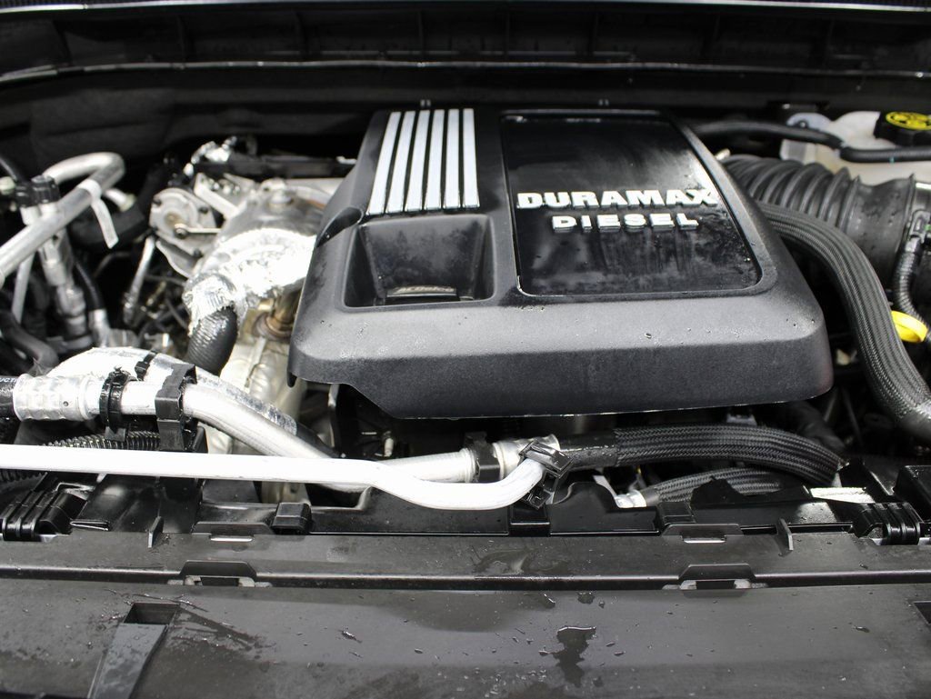 Used 2024 GMC Yukon XL SLT w/ SLT Luxury Package image 31