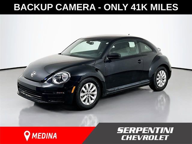 Used 2017 Volkswagen Beetle 1.8T S image 1