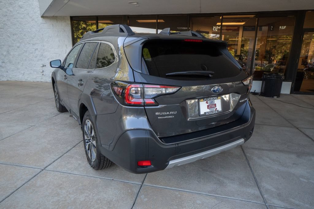 Certified 2025 Subaru Outback Limited AWD/4WD image 5