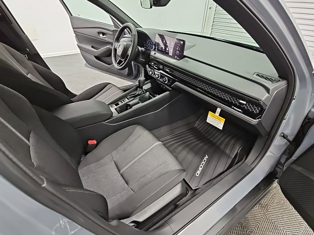 New 2025 Honda Accord Sport image 38