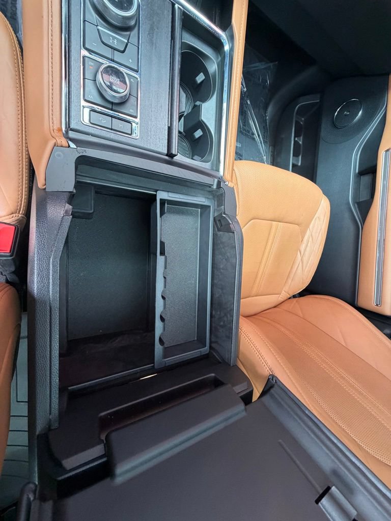 Used 2022 Ford Expedition Platinum AWD/4WD image 24