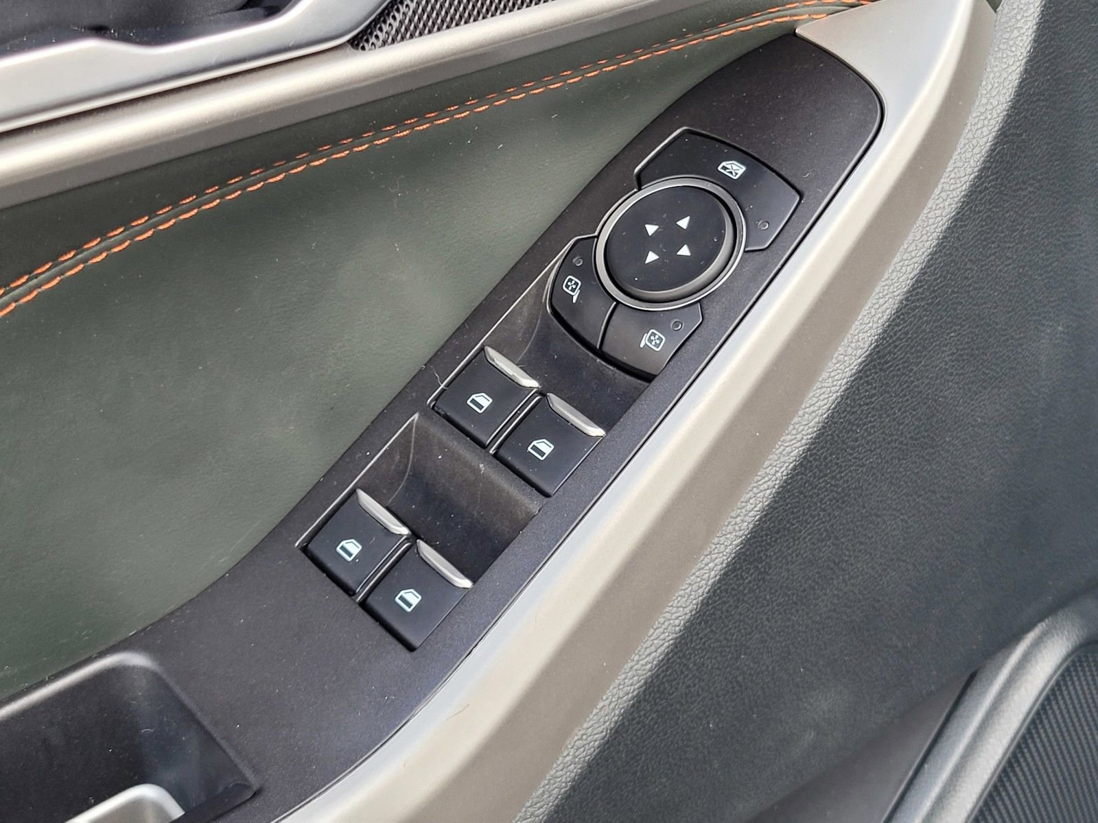 Used 2023 Ford Explorer Timberline image 17