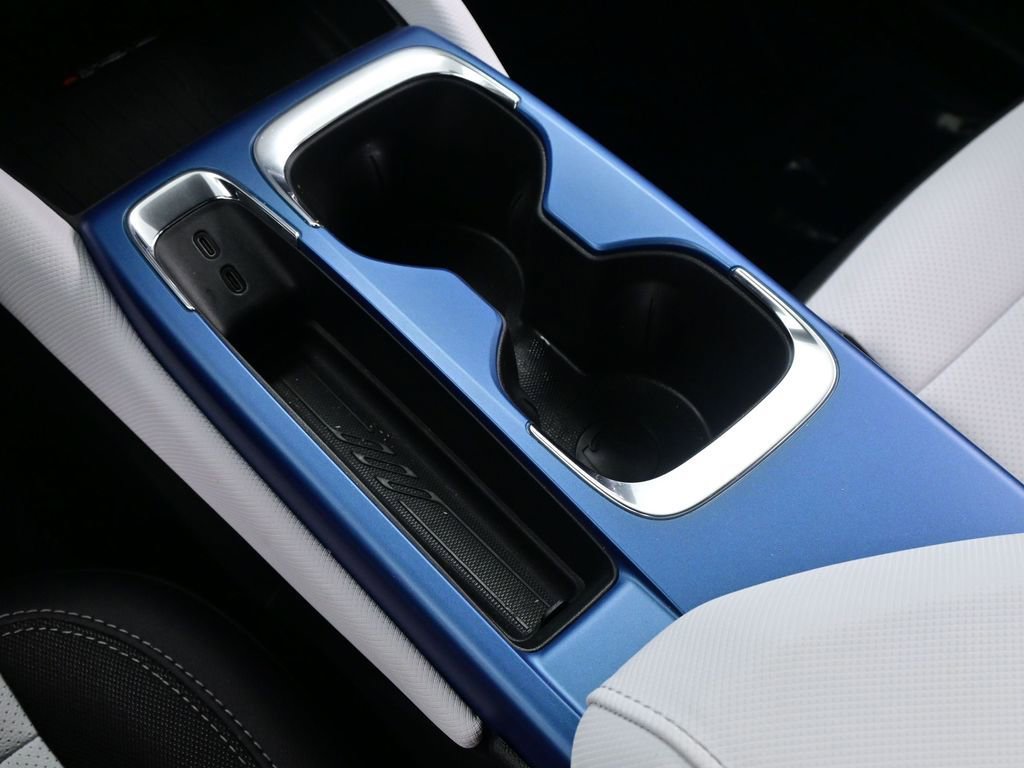 Used 2026 Chevrolet Equinox EV LT image 25