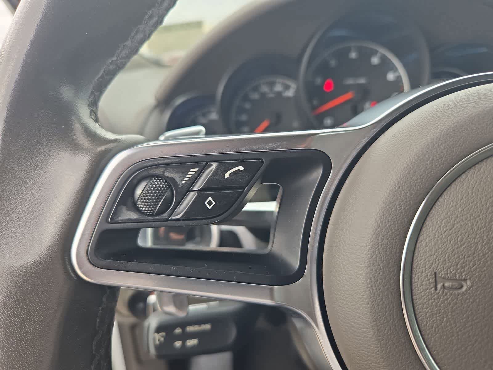 Used 2017 Porsche Cayenne AWD/4WD image 24