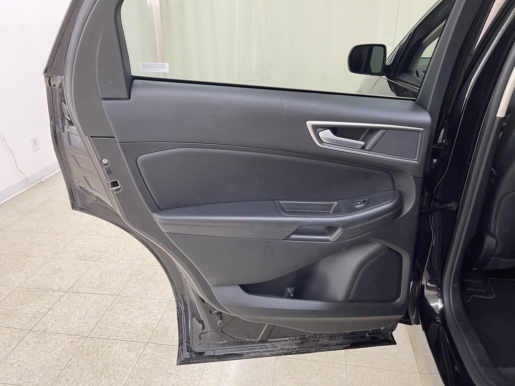 Used 2024 Ford Edge SEL image 15