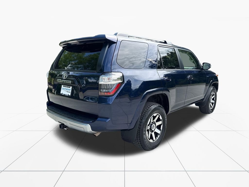 Used 2024 Toyota 4Runner TRD Off-Road Premium AWD/4WD image 9