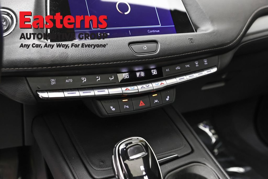 Used 2020 Cadillac XT4 Premium Luxury w/ Sun And Sound Package AWD/4WD image 19