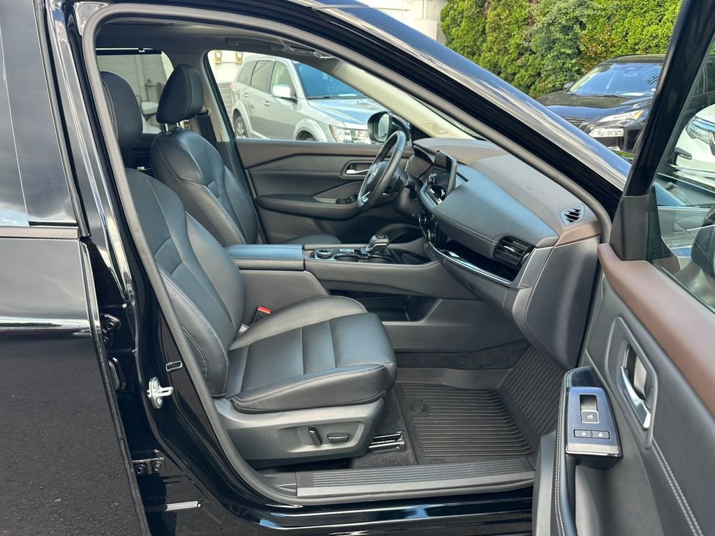 Certified 2023 Nissan Rogue SL w/ SL Premium Package image 24