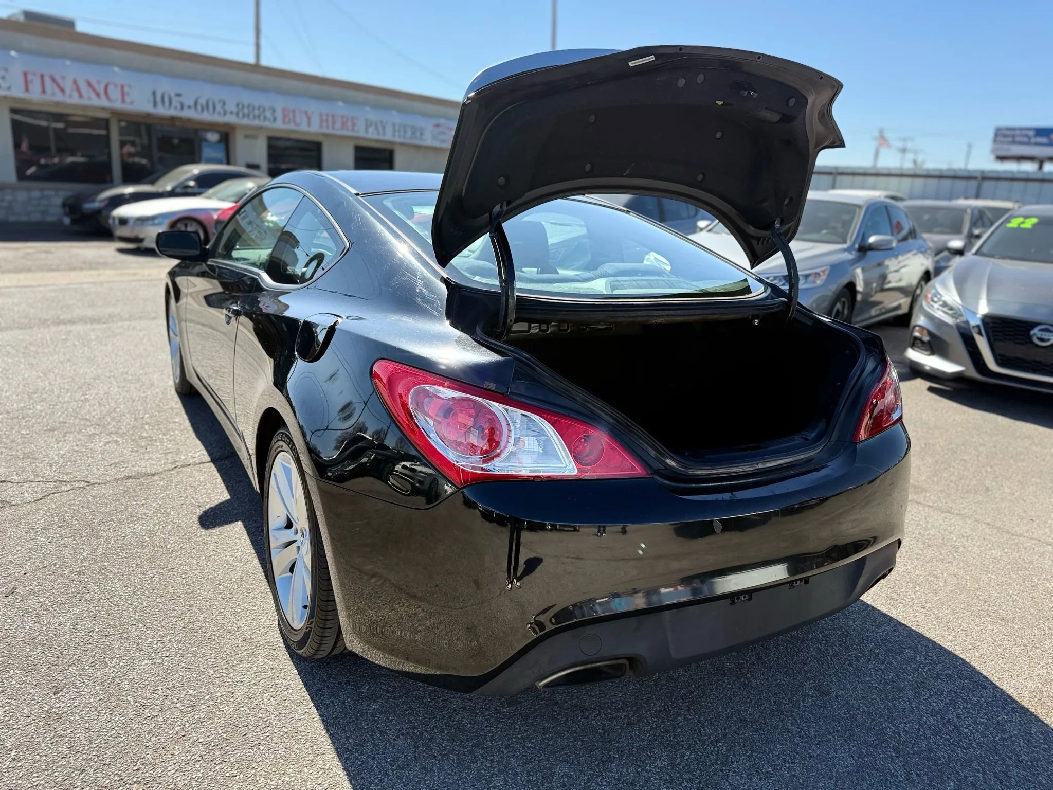 Used 2011 Hyundai Genesis 2.0T RWD image 32