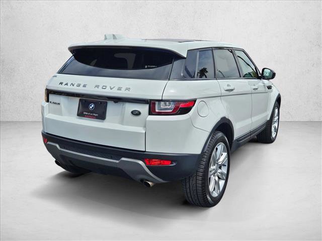 Used 2019 Land Rover Range Rover Evoque SE Premium image 5
