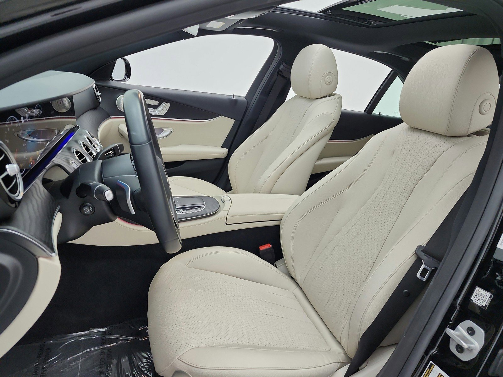 Used 2022 Mercedes-Benz E 350 Sedan image 10