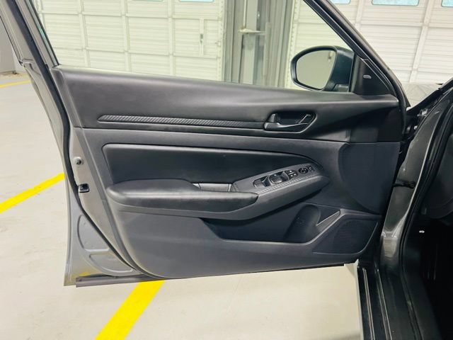 Used 2025 Nissan Altima 2.5 S FWD image 20