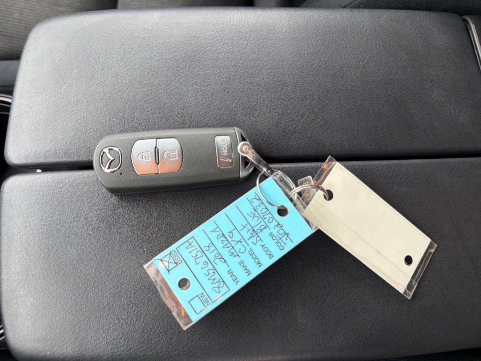 Used 2018 MAZDA CX-9 Sport image 34