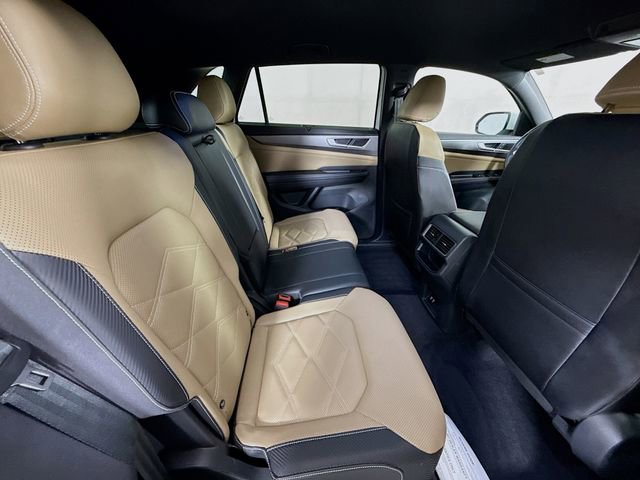 Used 2024 Volkswagen Atlas Cross Sport SE image 26