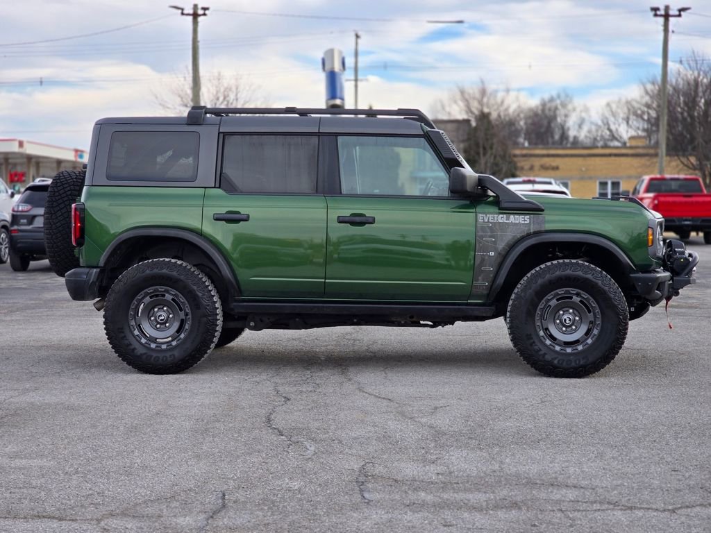 Used 2024 Ford Bronco Everglades image 8