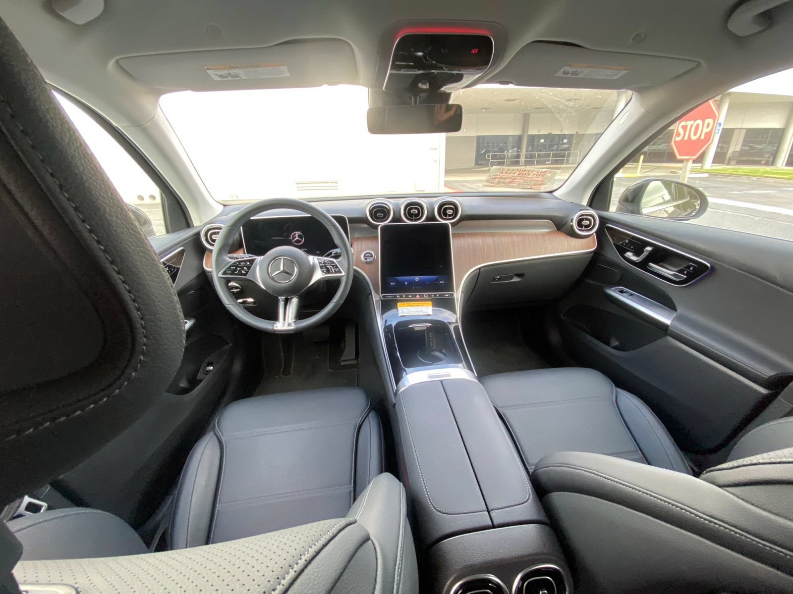 Certified 2025 Mercedes-Benz GLC 350e 4MATIC image 12