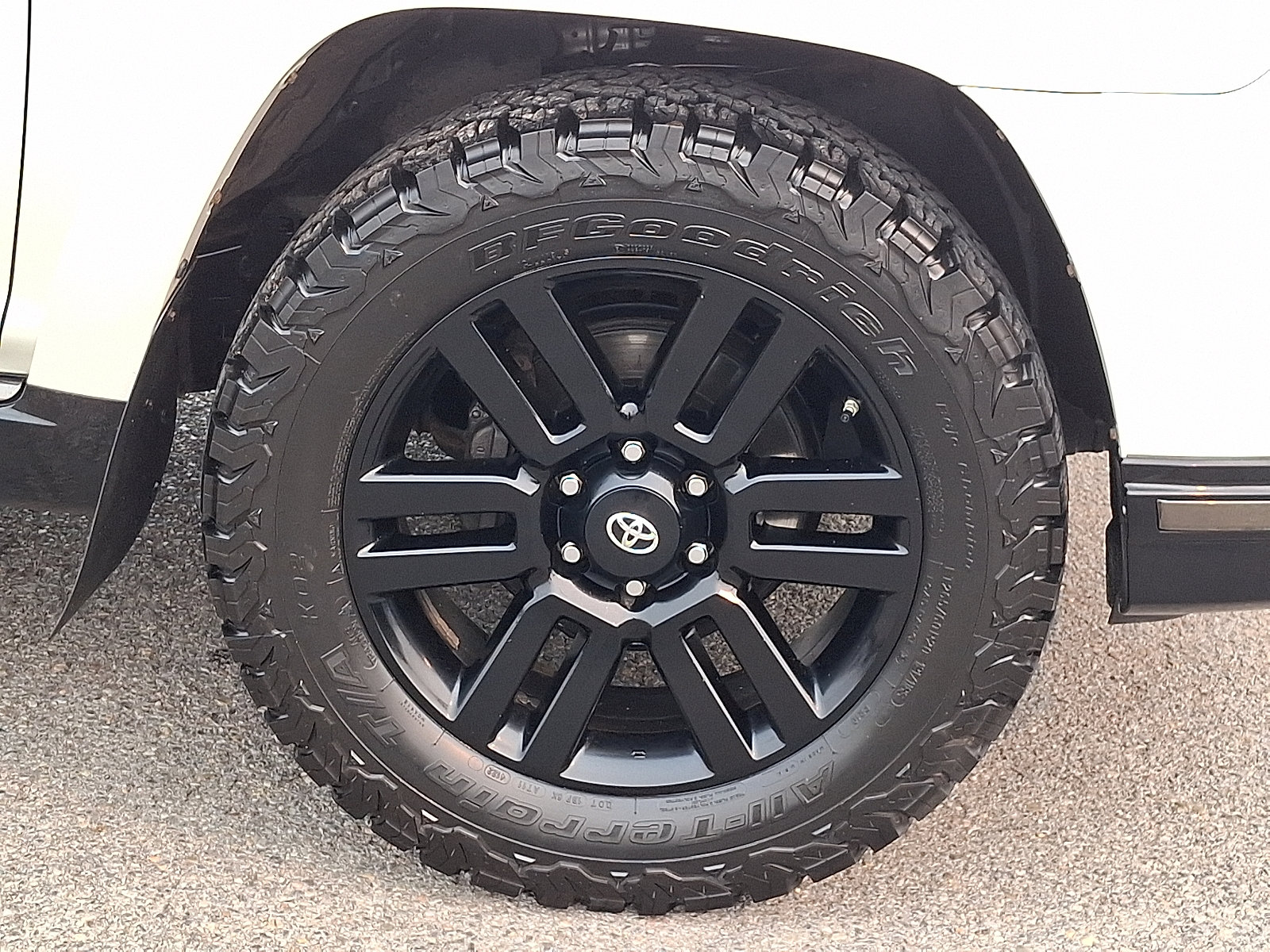 Used 2021 Toyota 4Runner Nightshade AWD/4WD image 8