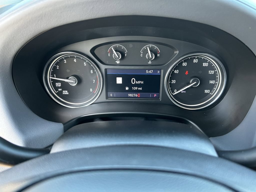 Used 2020 Buick Enclave Essence w/ Sport Touring Edition FWD image 32