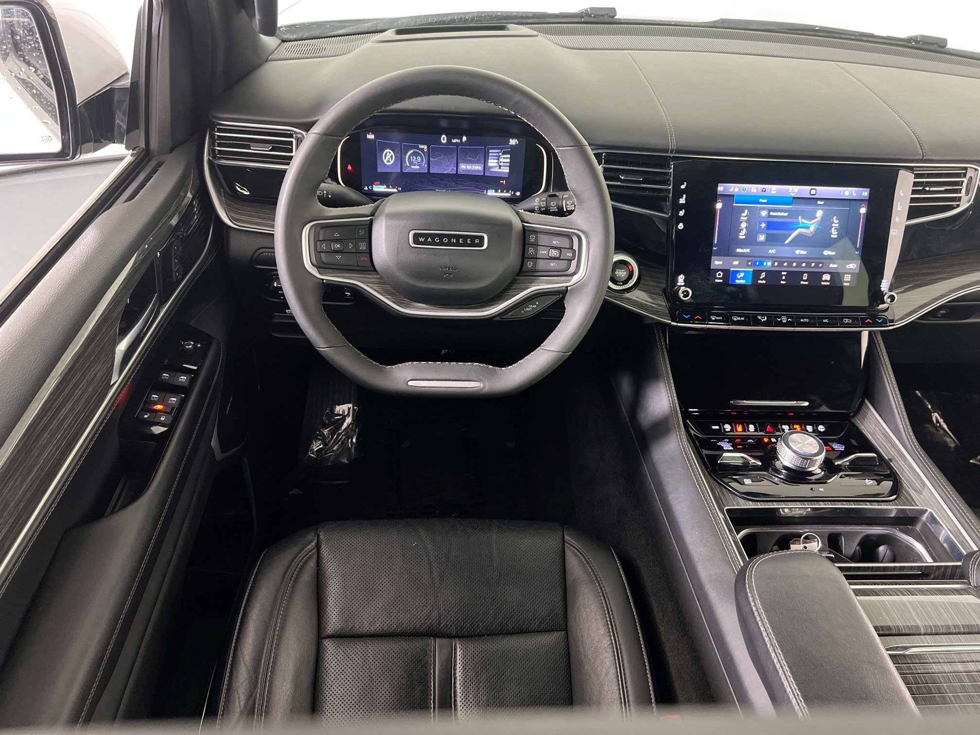 Used 2022 Jeep Wagoneer Series III w/ Convenience Group I image 23