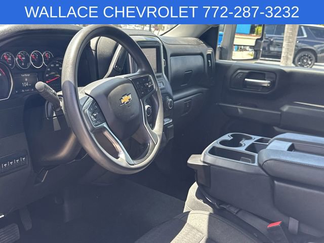 Used 2022 Chevrolet Silverado 2500 Custom w/ Custom Value Package AWD/4WD image 17