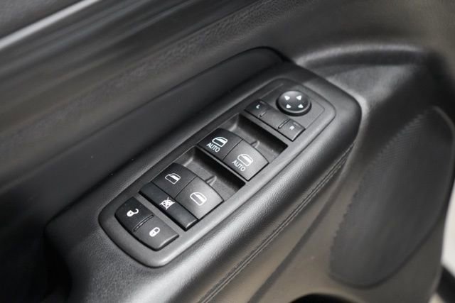 Used 2022 Jeep Grand Cherokee Laredo X image 20