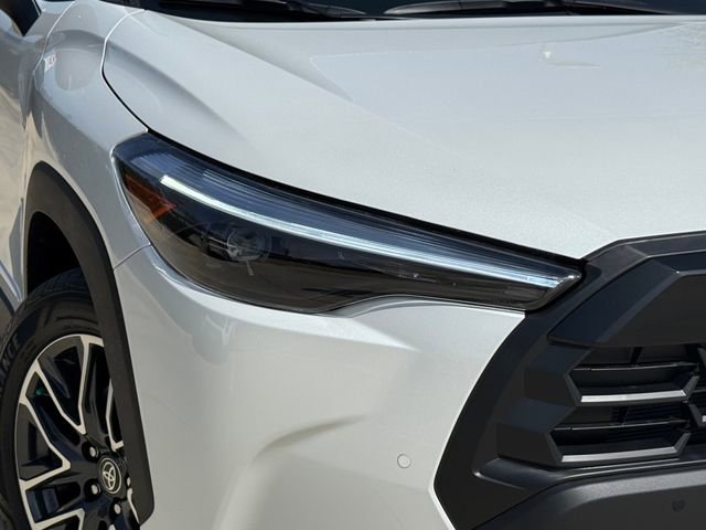 Used 2026 Toyota Corolla Cross XLE w/ Convenience Package image 3