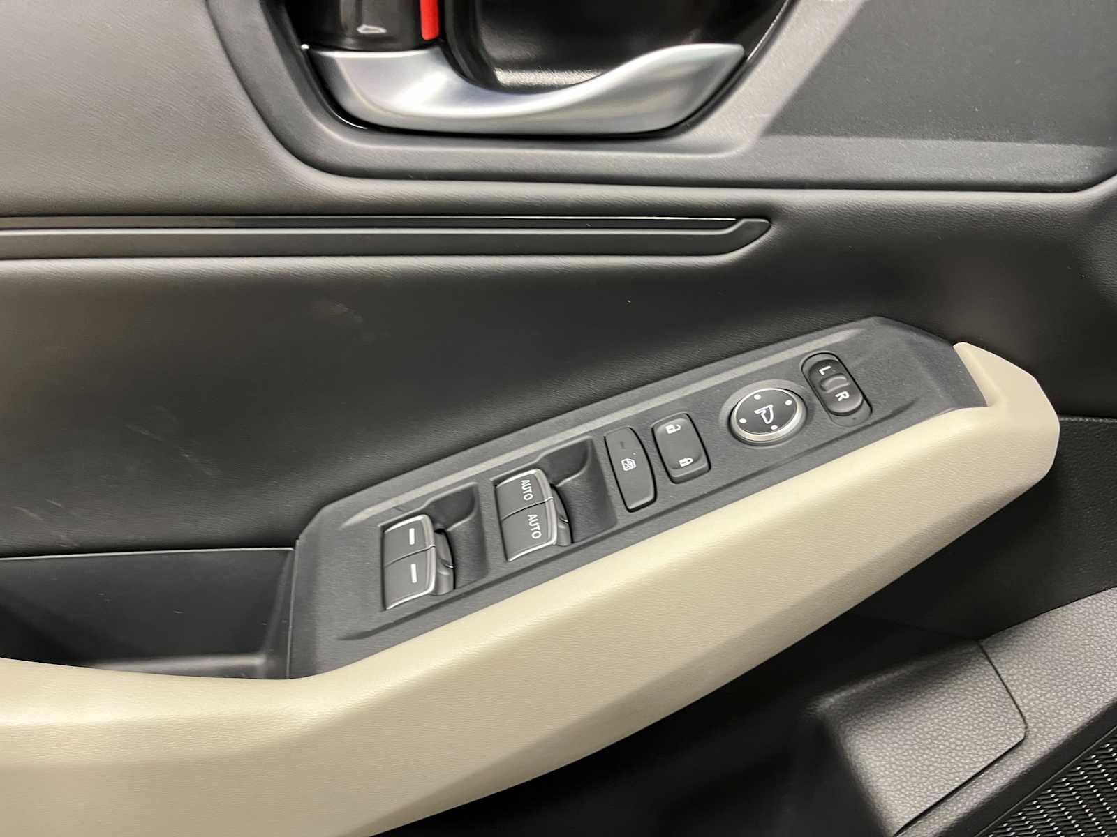 New 2025 Honda Accord SE image 14