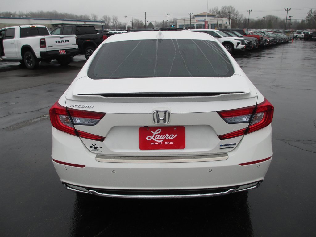 Used 2019 Honda Accord Touring image 6