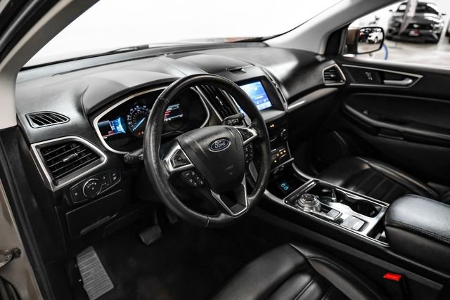 Used 2019 Ford Edge SEL w/ Equipment Group 201A image 3