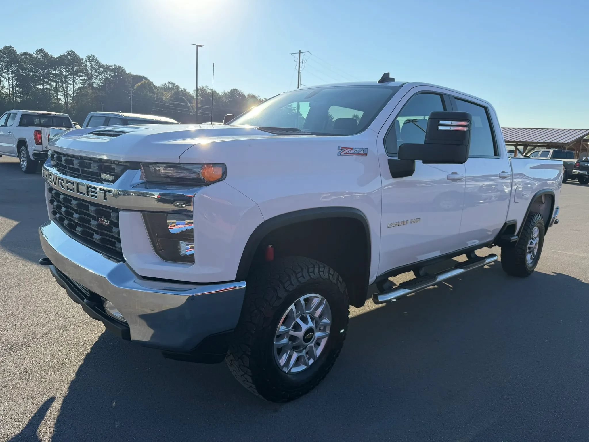 Used 2021 Chevrolet Silverado 2500 LT w/ Z71 Off-Road Package AWD/4WD image 2