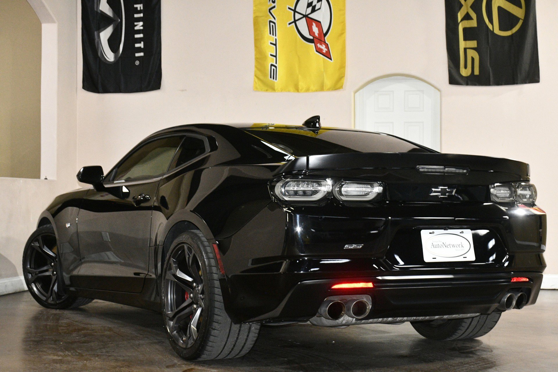 Used 2019 Chevrolet Camaro SS image 6