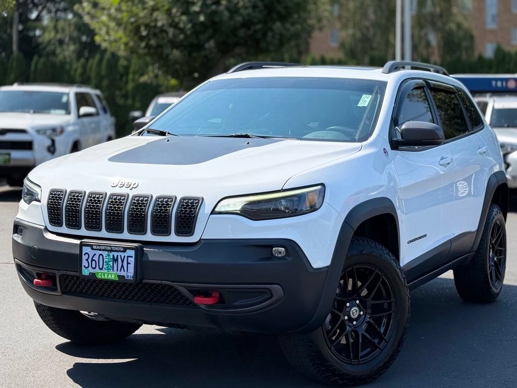 Used 2019 Jeep Cherokee Trailhawk w/ Comfort/Convenience Group AWD/4WD image 1