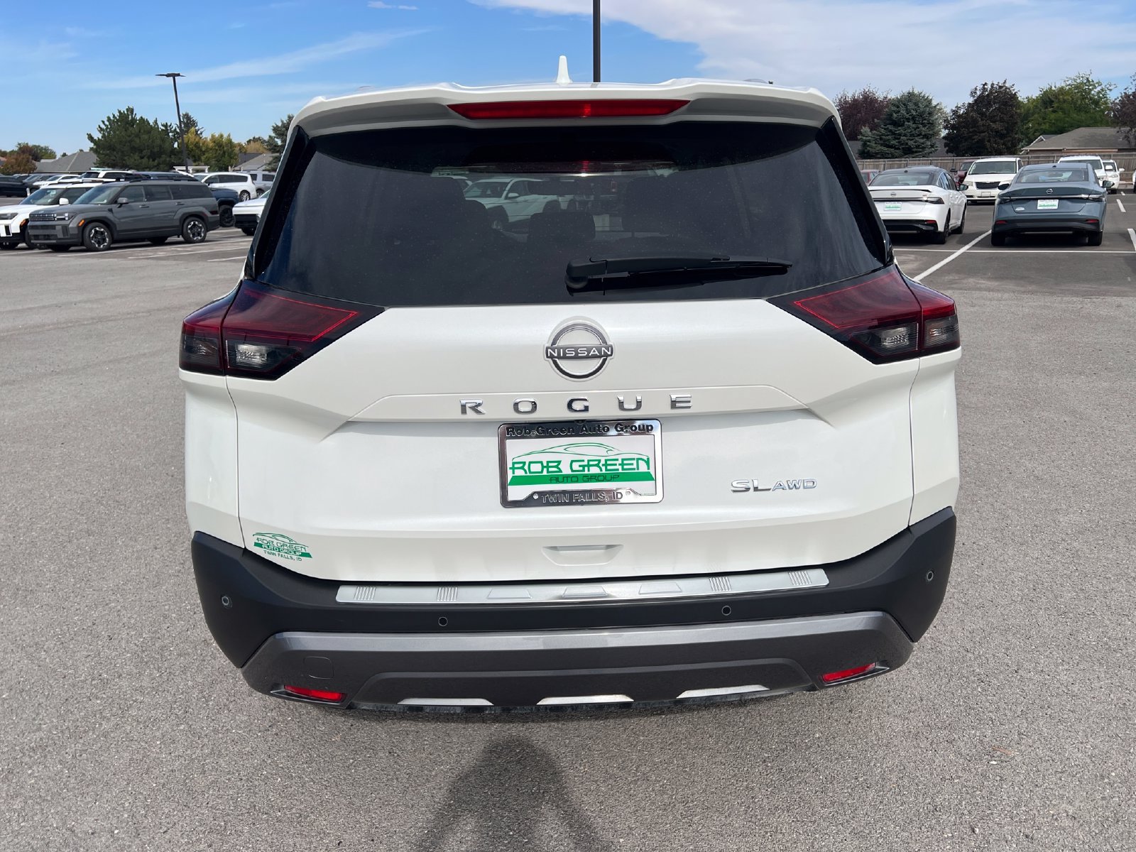 Used 2023 Nissan Rogue SL w/ SL Premium Package AWD/4WD image 4